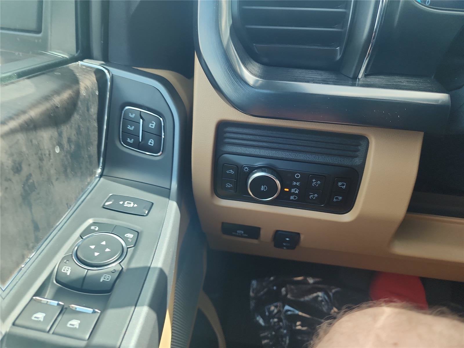 2026 Ford Super Duty F-350 SRW Lariat