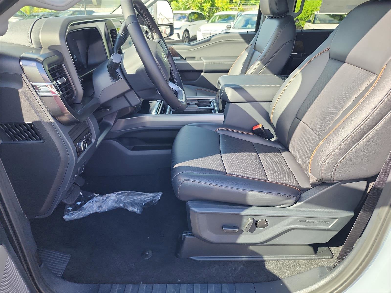 2026 Ford Super Duty F-350 SRW LARIAT