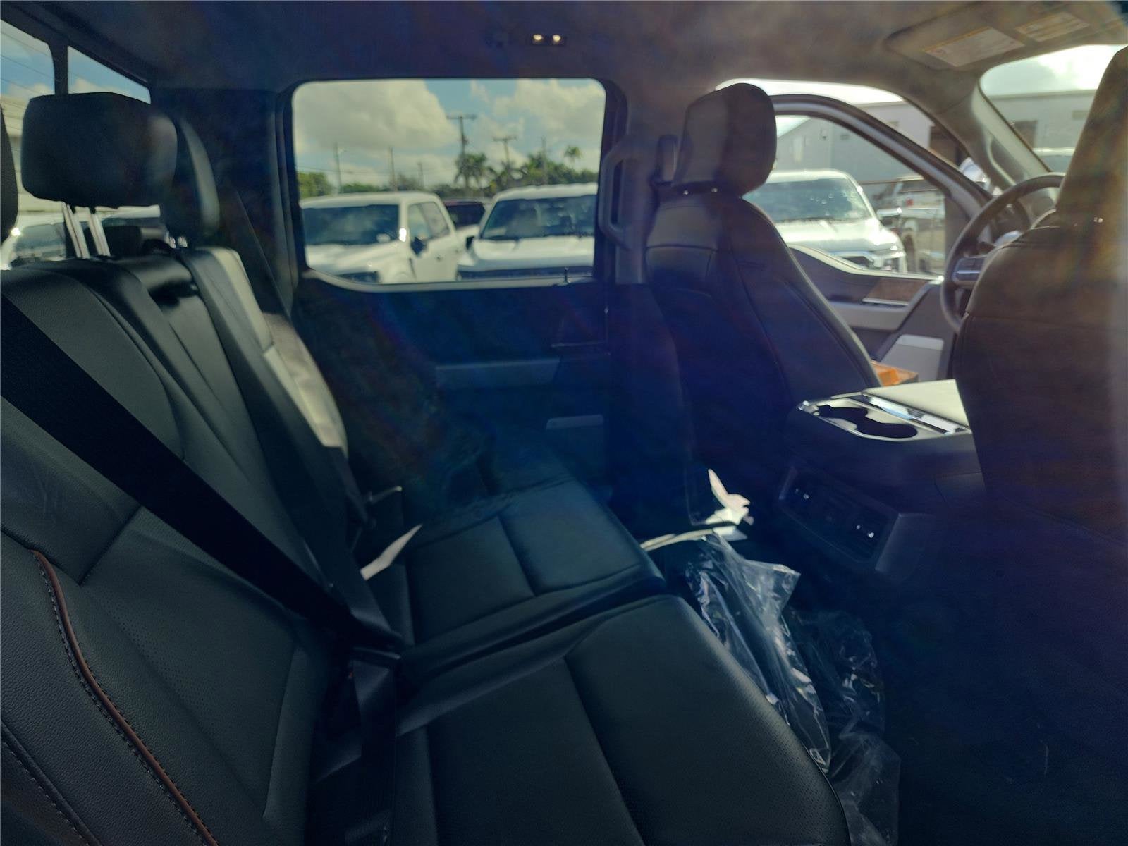 2026 Ford Super Duty F-350 SRW LARIAT