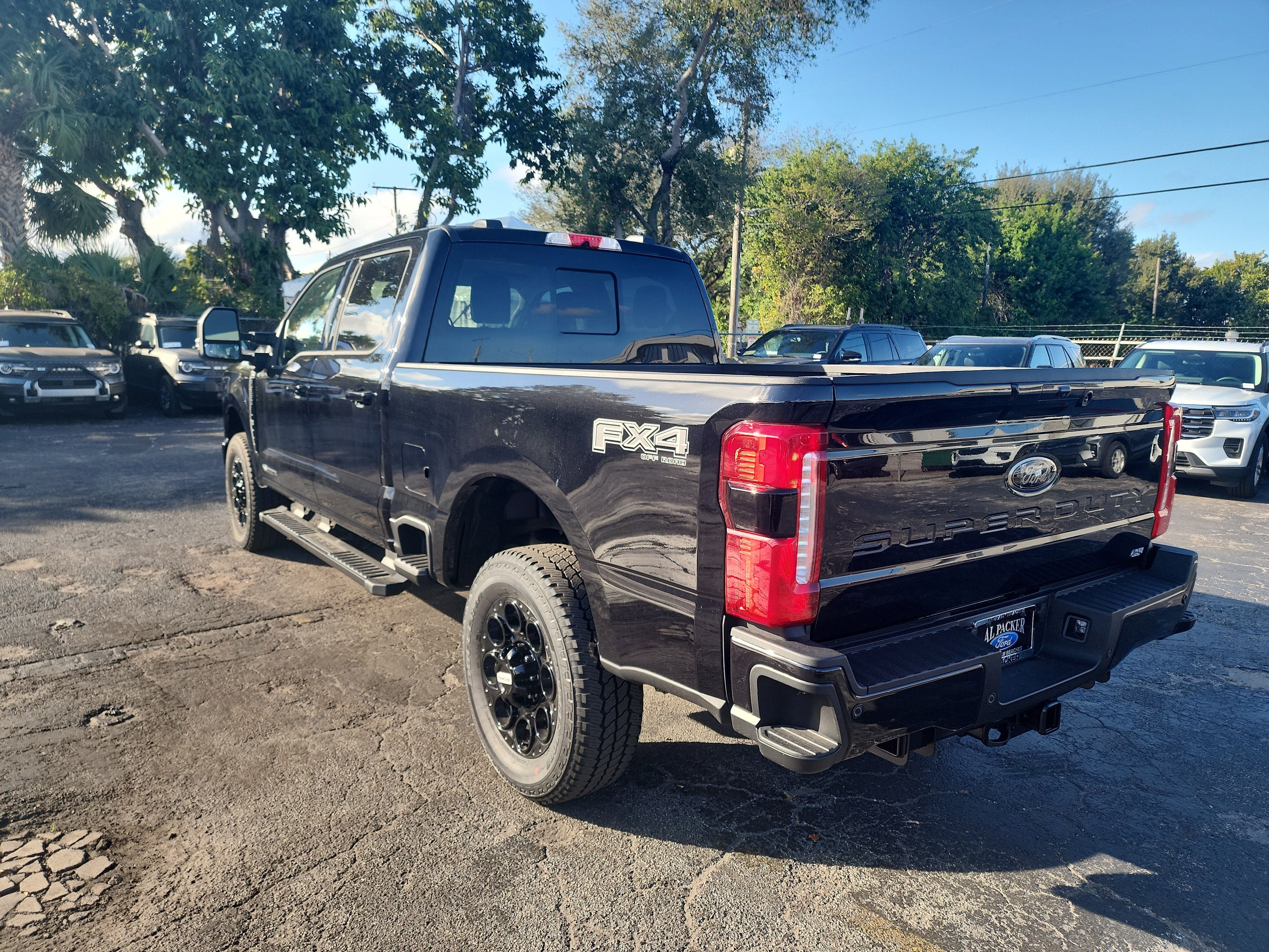 2026 Ford Super Duty F-350 SRW LARIAT