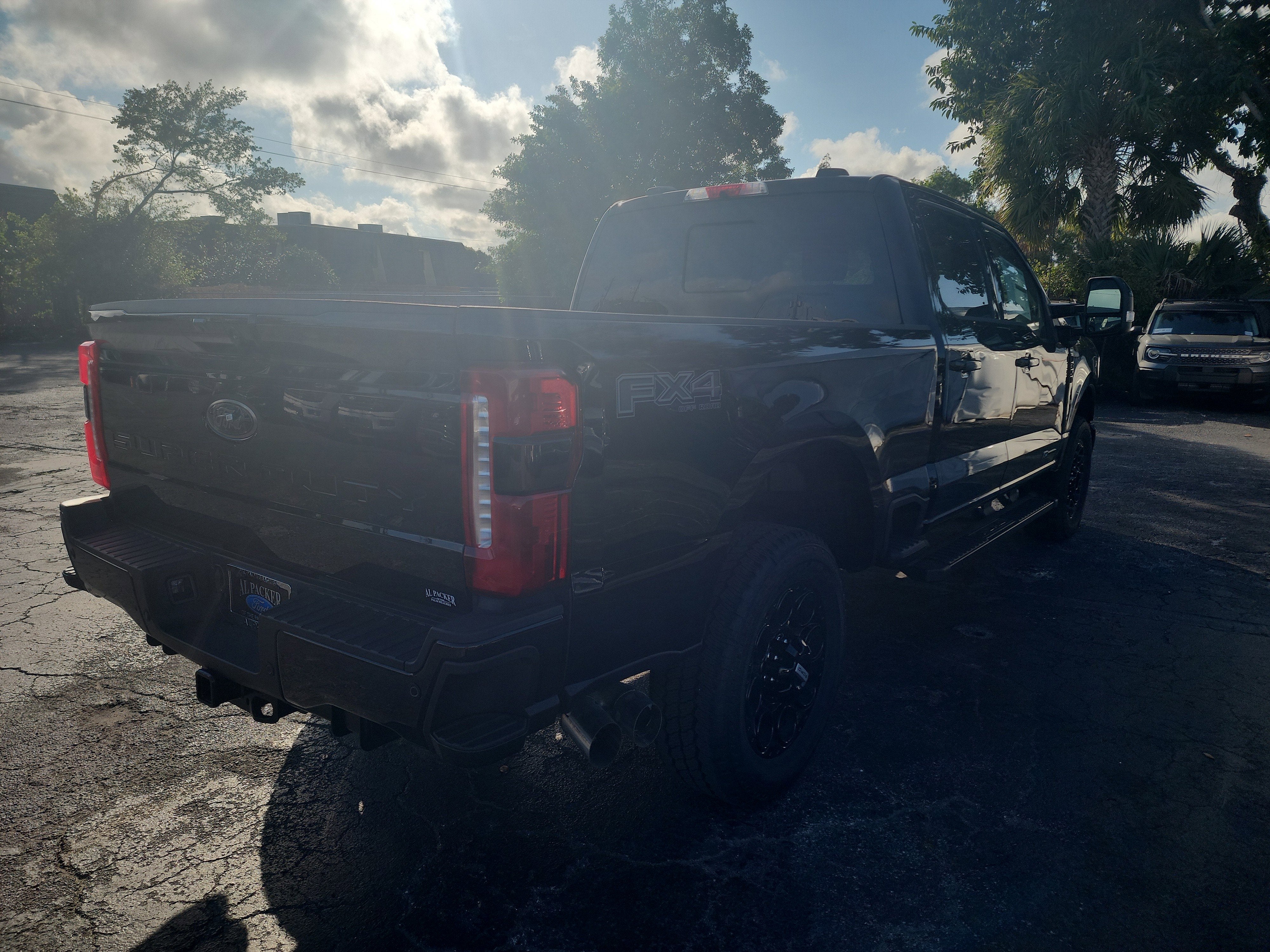 2026 Ford Super Duty F-350 SRW LARIAT