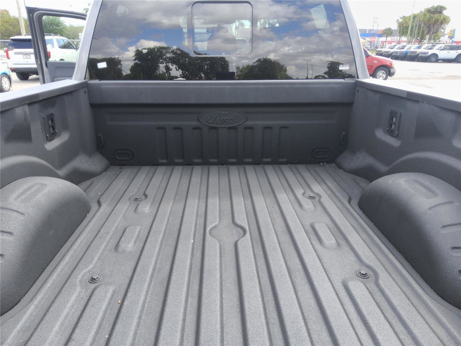 2024 Ford Super Duty F-350 SRW LARIAT