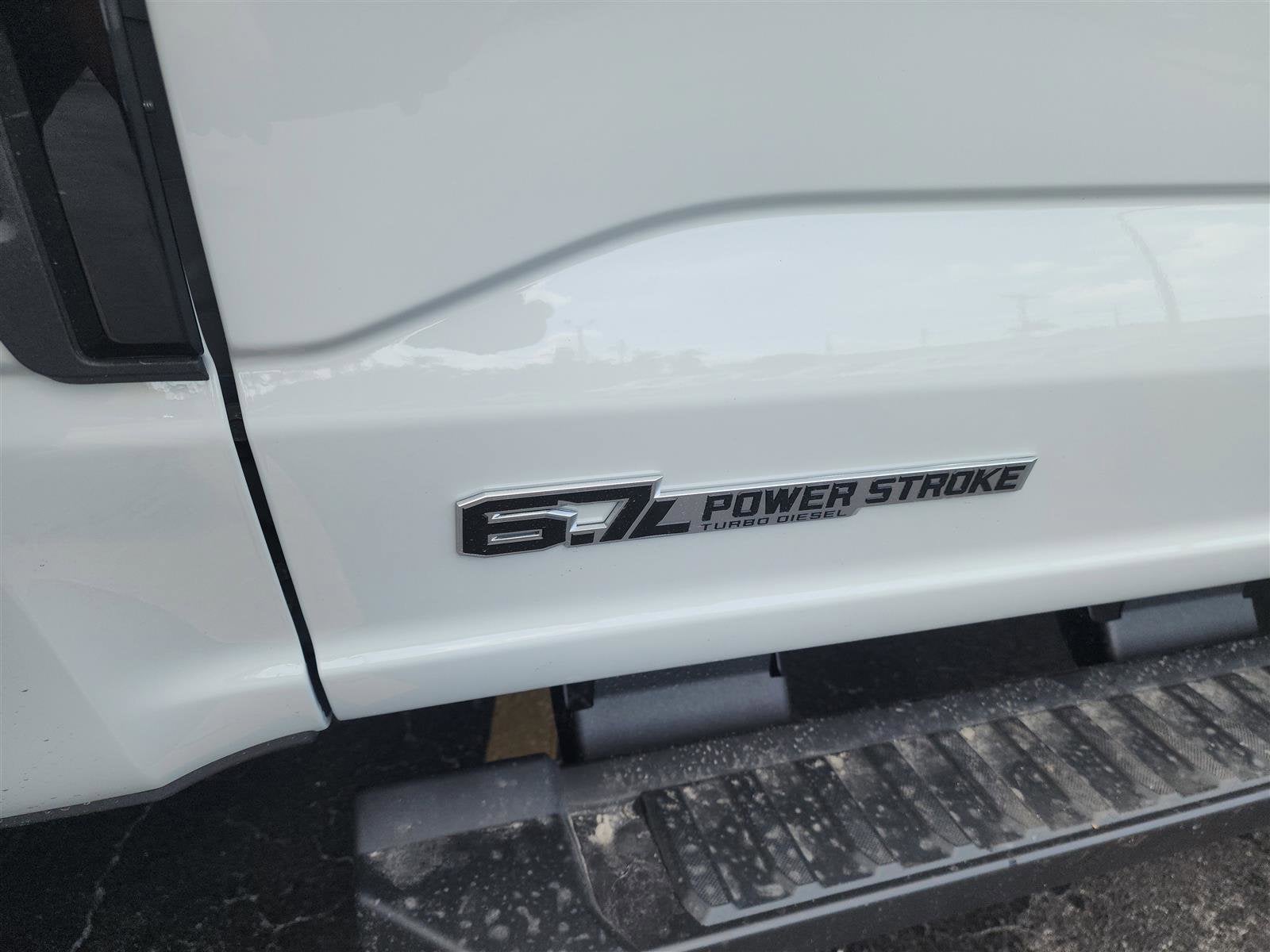 2025 Ford Super Duty F-350 SRW LARIAT