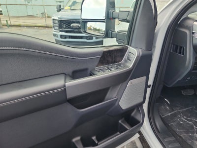 2025 Ford Super Duty F-350 SRW LARIAT