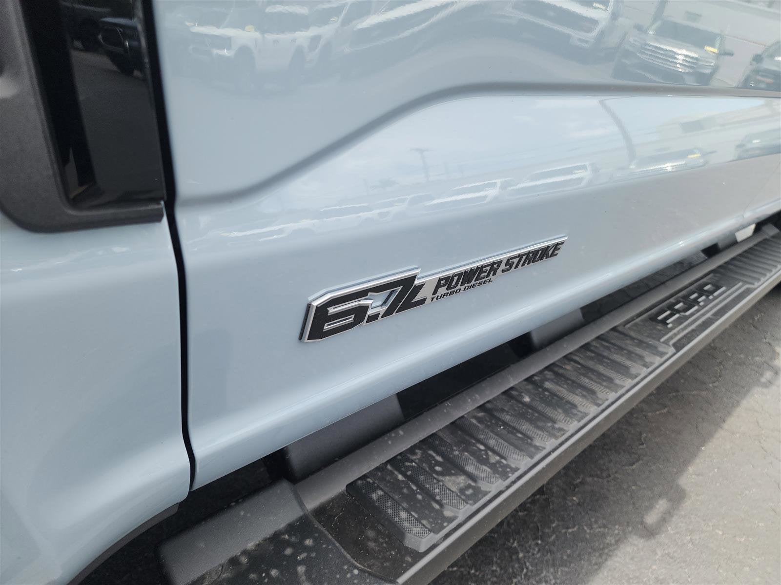 2025 Ford Super Duty F-350 SRW LARIAT