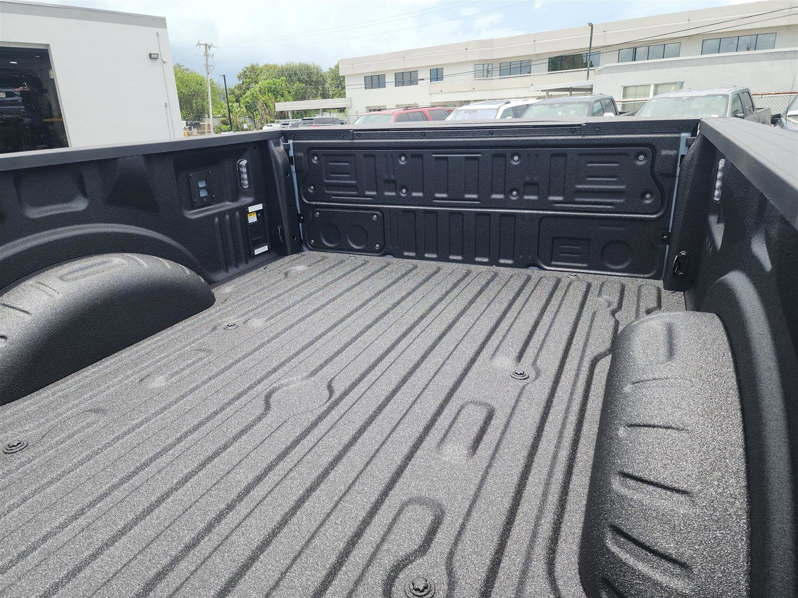 2025 Ford Super Duty F-350 SRW LARIAT