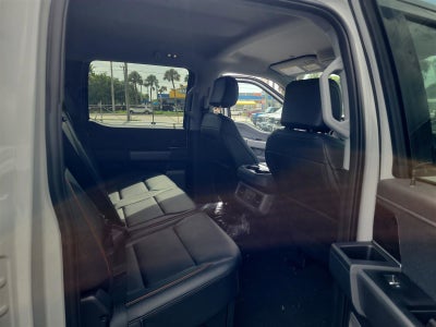 2025 Ford Super Duty F-350 SRW LARIAT