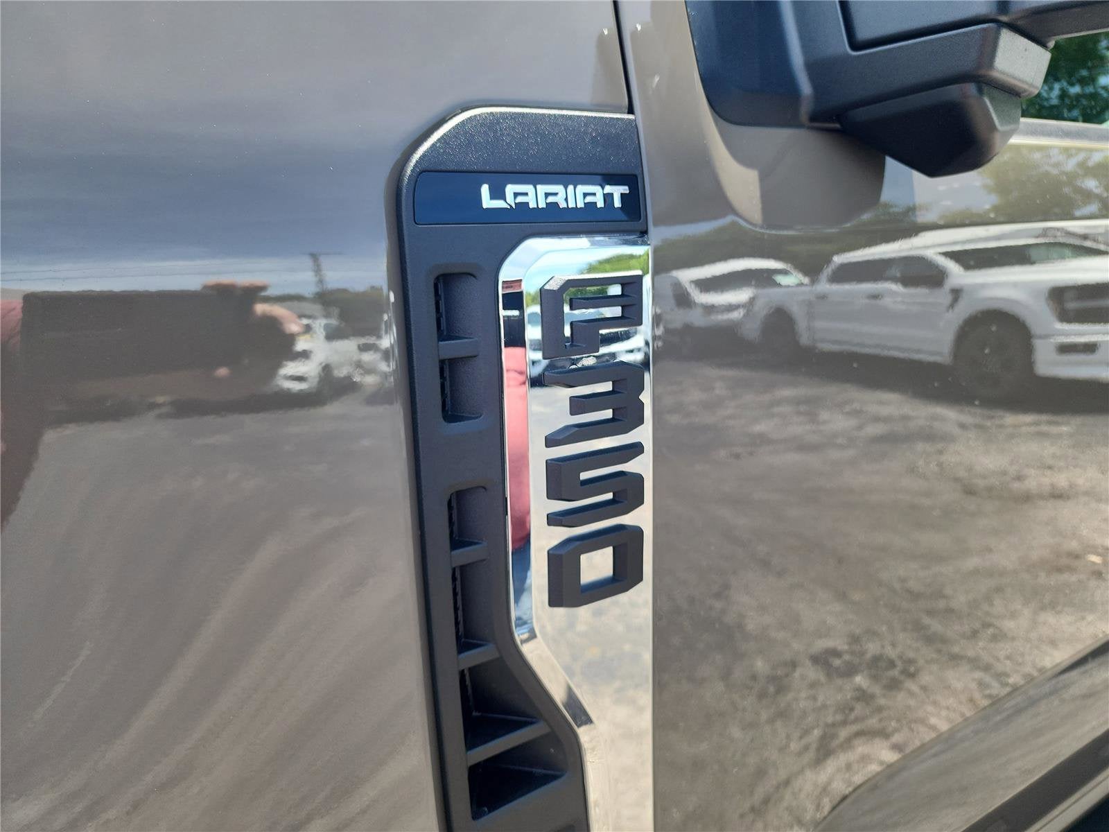 2026 Ford Super Duty F-350 SRW Lariat