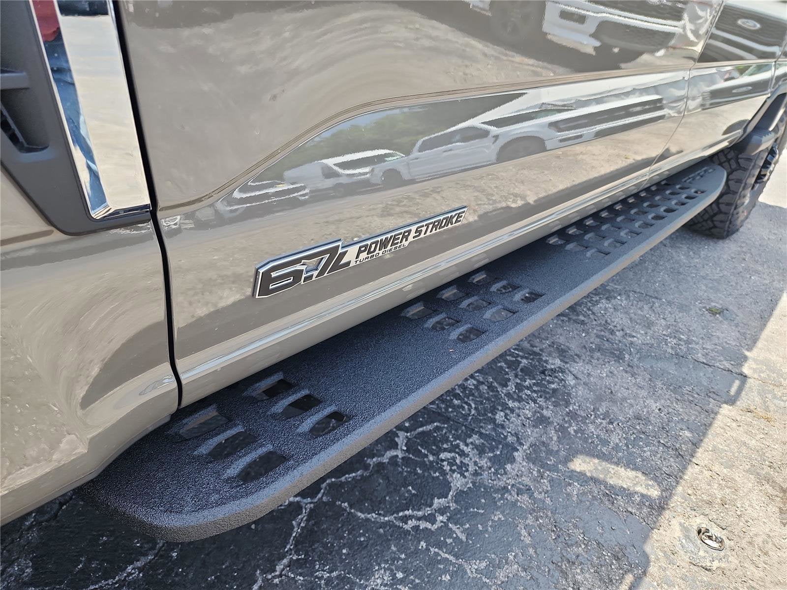 2026 Ford Super Duty F-350 SRW Lariat