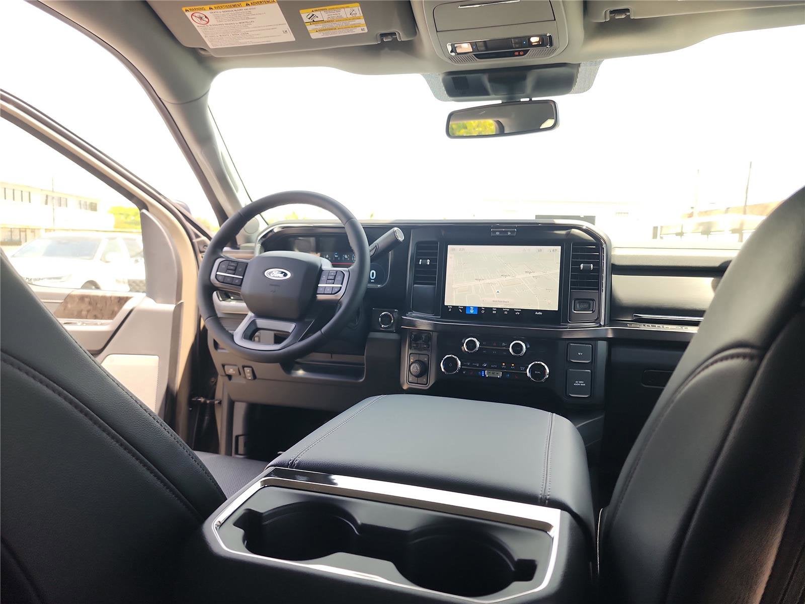 2026 Ford Super Duty F-350 SRW Lariat