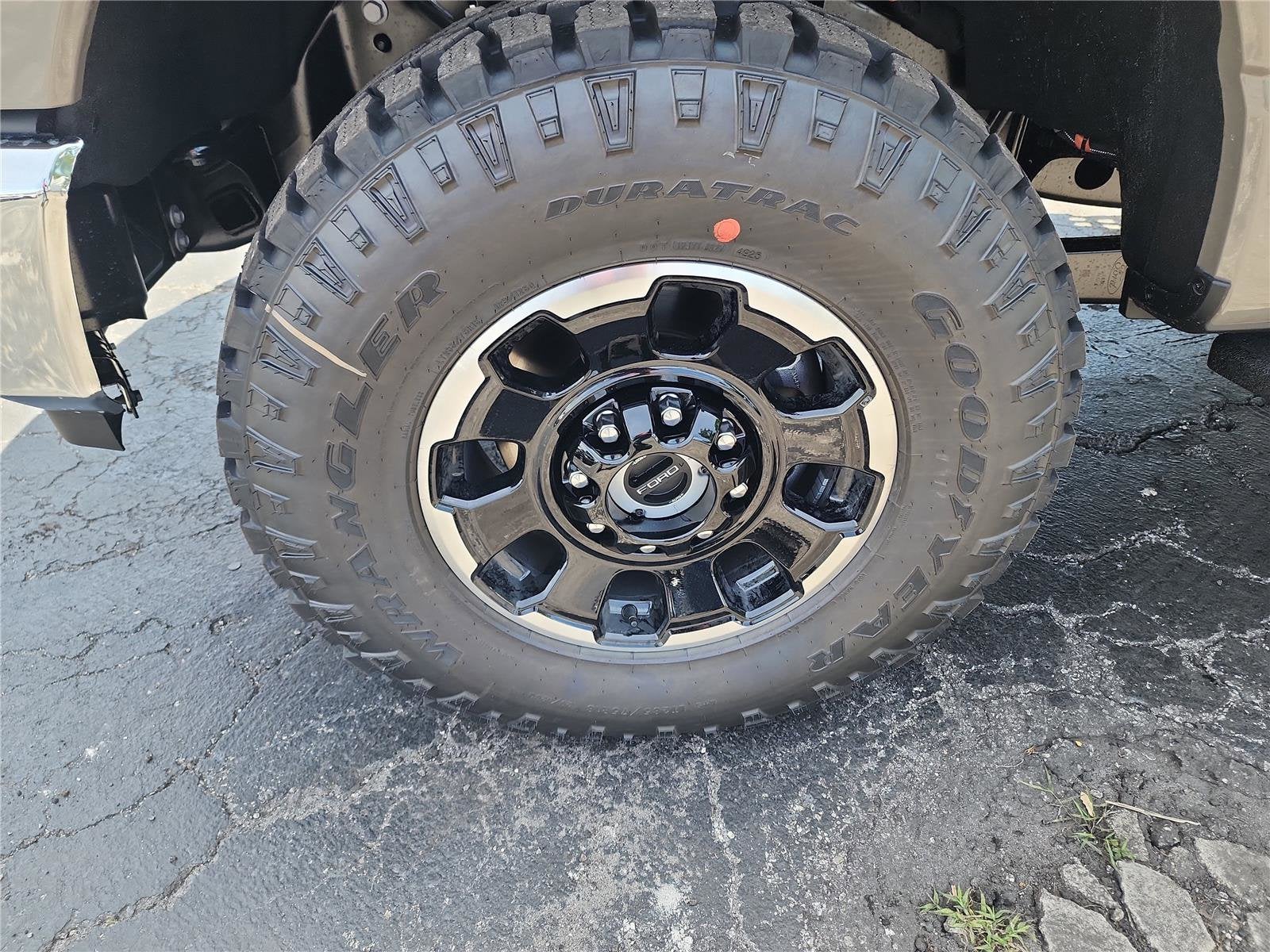2026 Ford Super Duty F-350 SRW Lariat