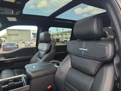 2025 Ford Super Duty F-350 DRW Platinum