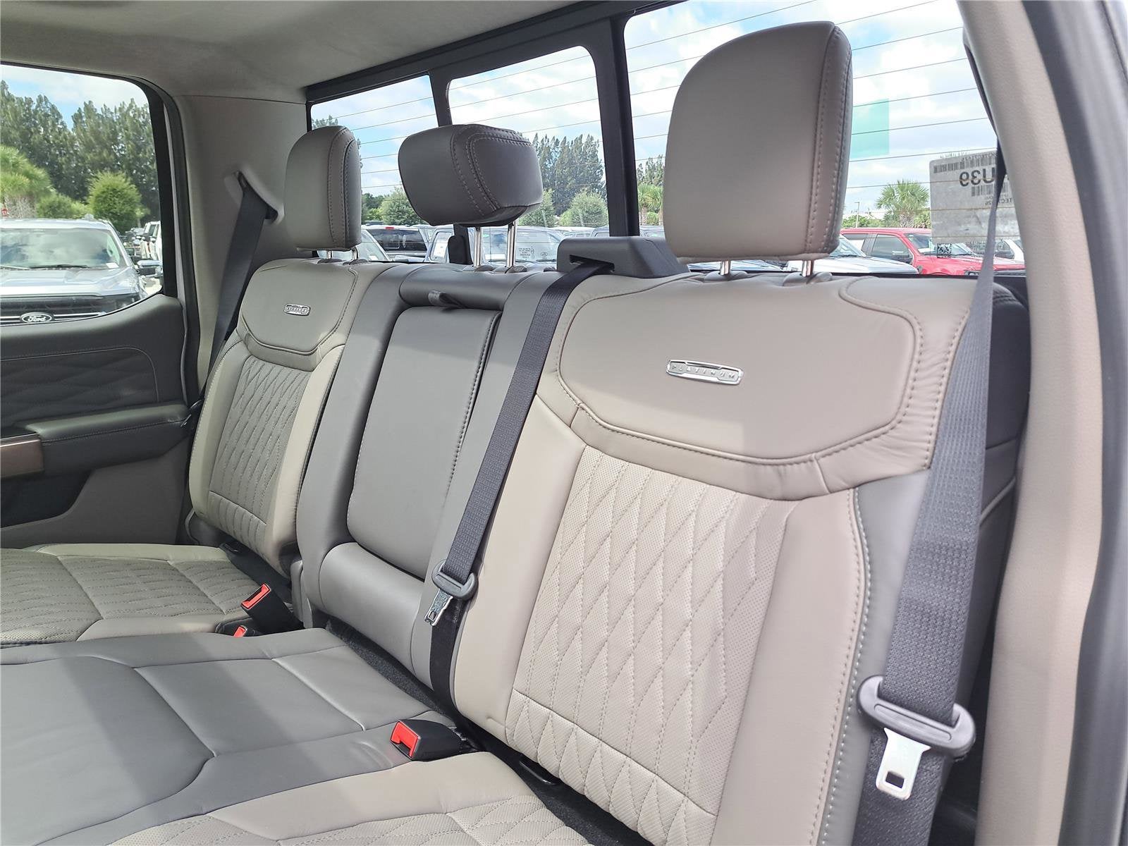 2026 Ford Super Duty F-350 DRW Platinum