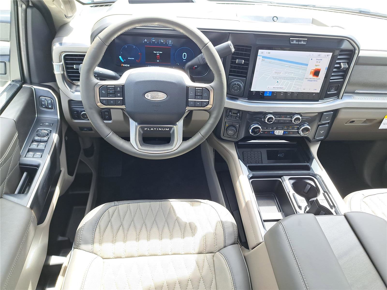 2026 Ford Super Duty F-350 DRW Platinum