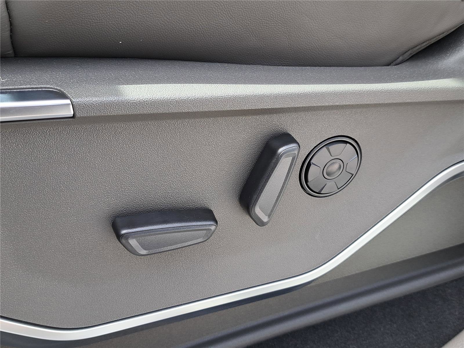 2026 Ford Super Duty F-350 DRW Platinum