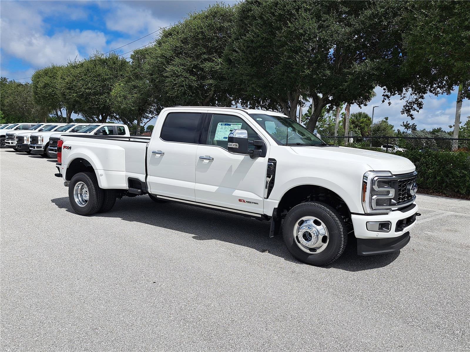 2026 Ford Super Duty F-350 DRW Platinum