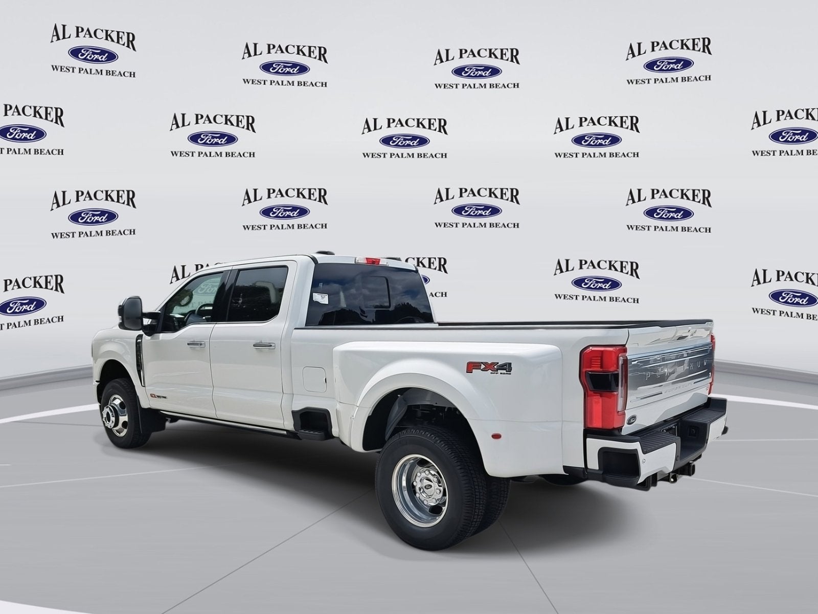 2026 Ford Super Duty F-350 DRW Platinum