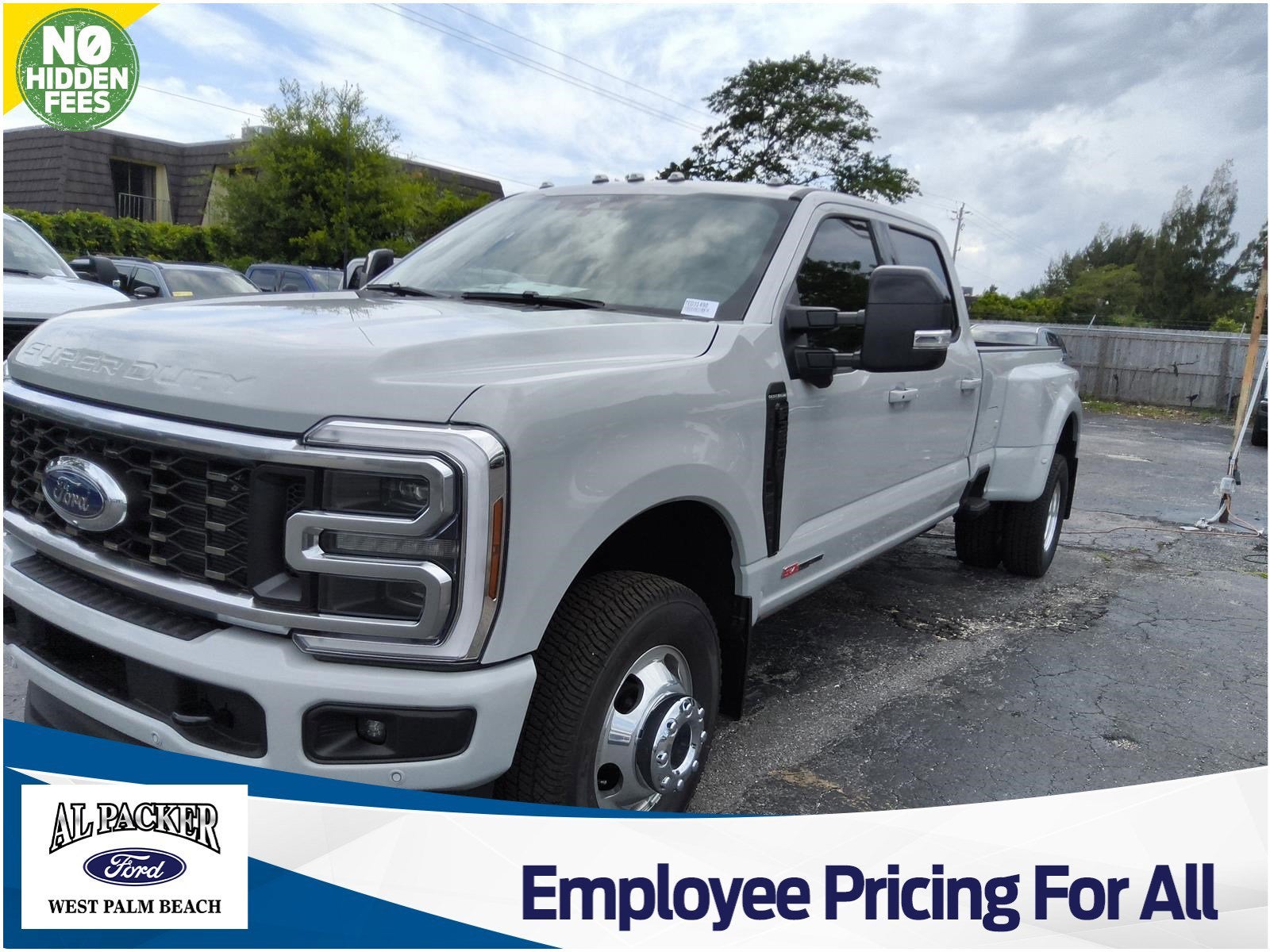 2026 Ford F-350 Platinum 4x4 Crew Cab 8' Box DRW's photo
