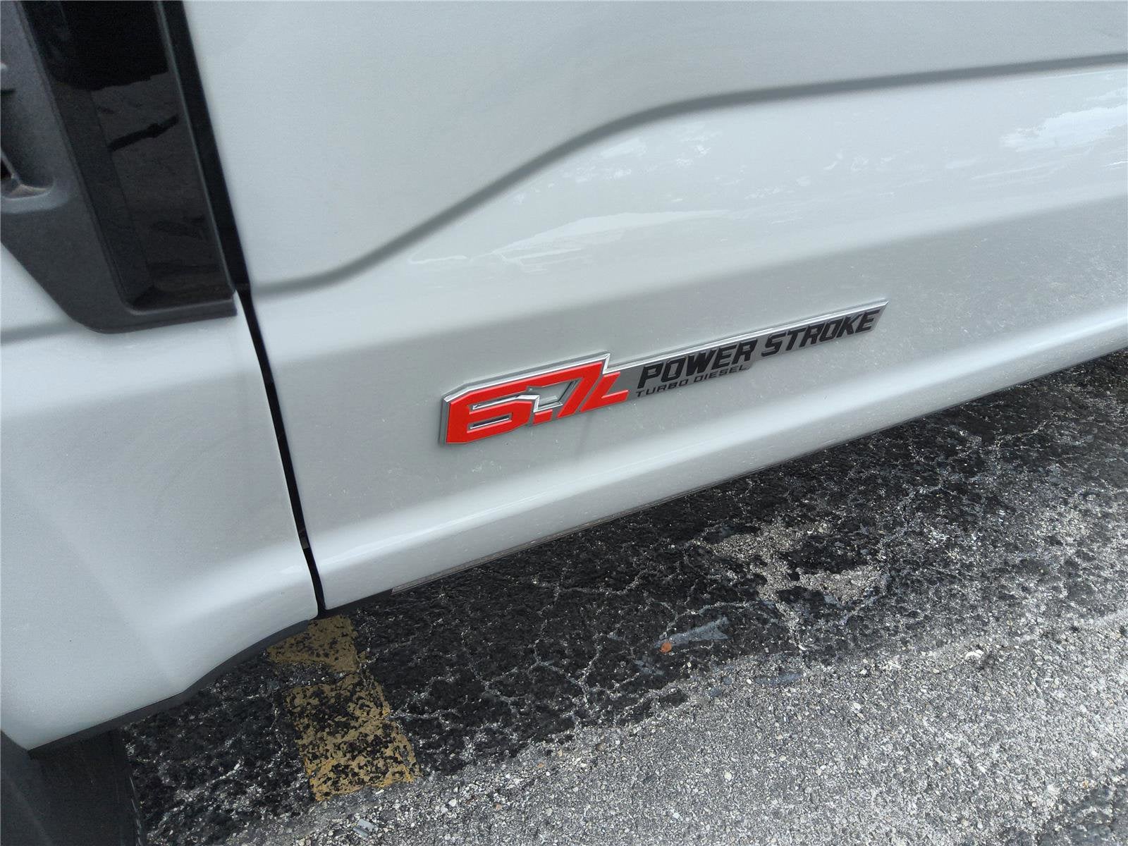 2026 Ford Super Duty F-350 DRW Platinum
