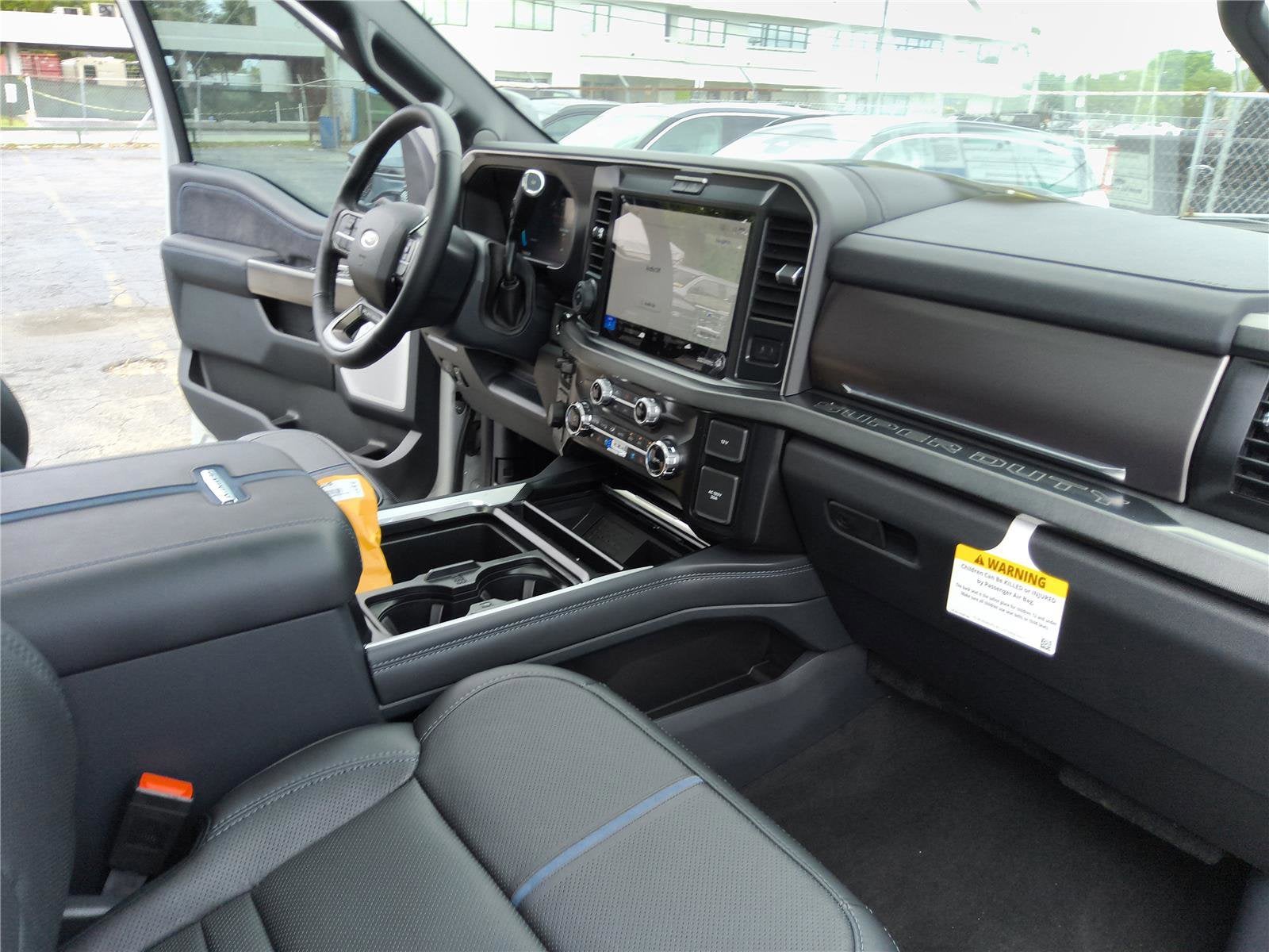 2026 Ford Super Duty F-350 DRW Platinum