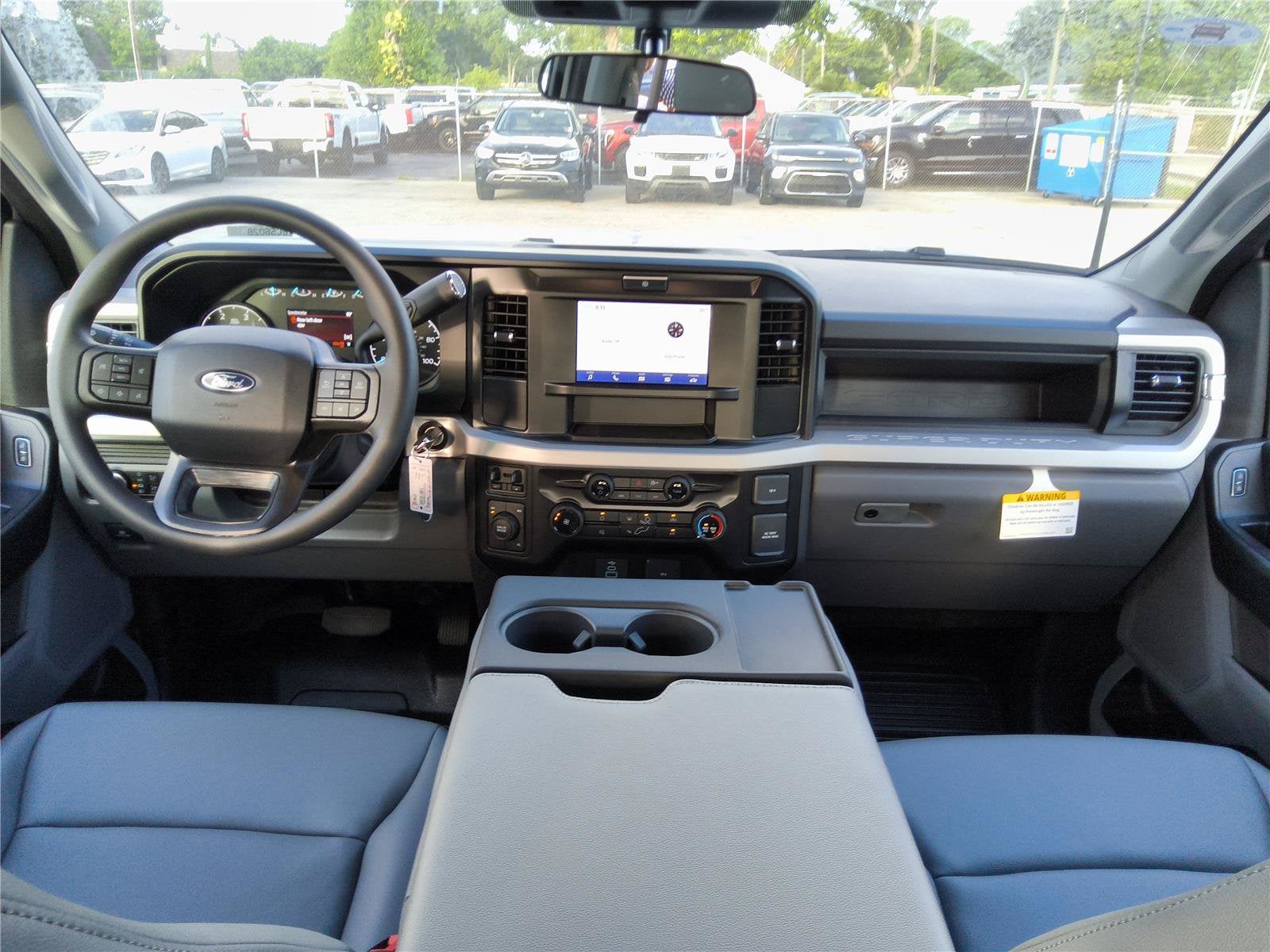 2027 Ford Super Duty F-350 DRW Base