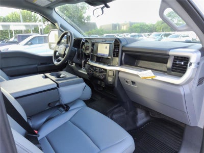 2027 Ford Super Duty F-350 DRW Base