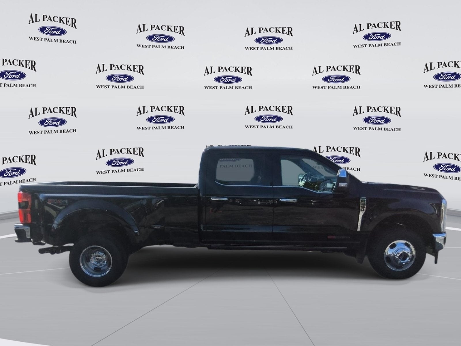 2026 Ford Super Duty F-350 DRW Lariat