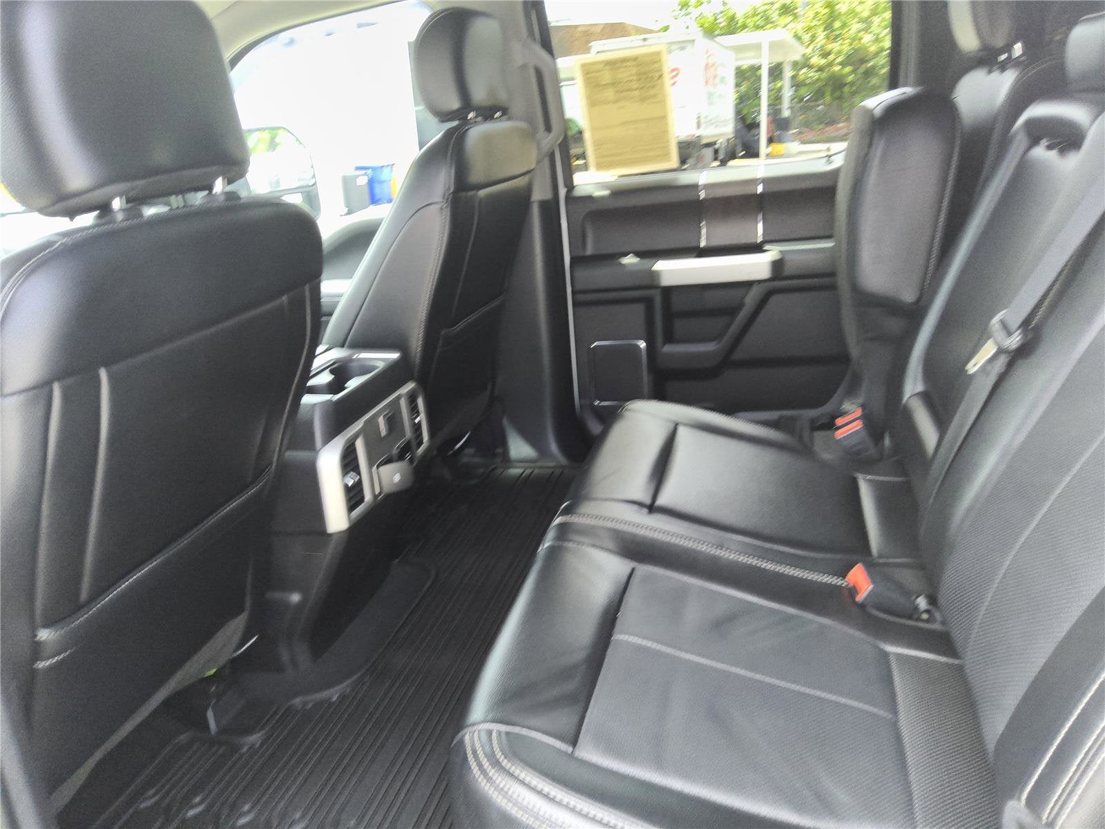 2021 Ford Super Duty F-350 DRW LARIAT