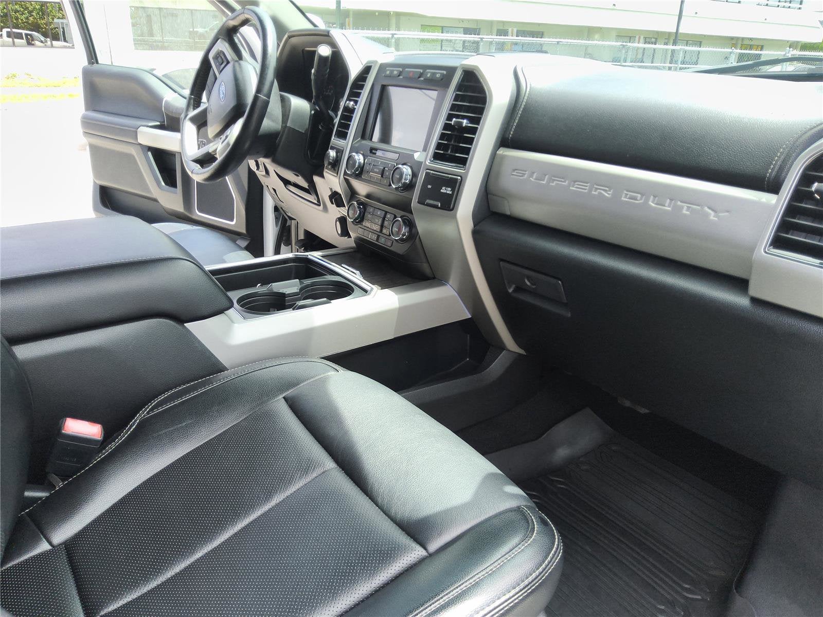 2021 Ford Super Duty F-350 DRW LARIAT