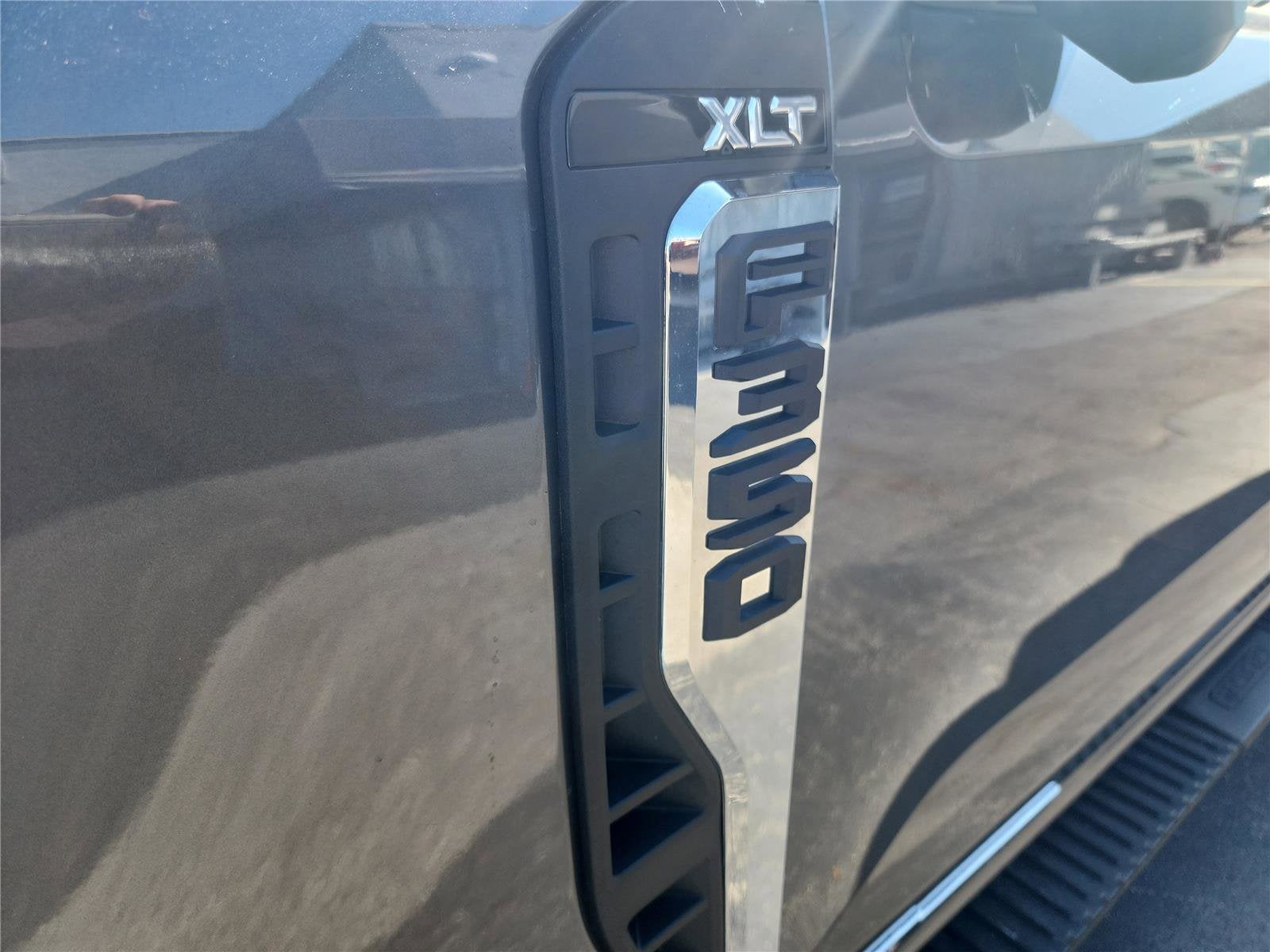 2026 Ford Super Duty F-350 DRW XLT