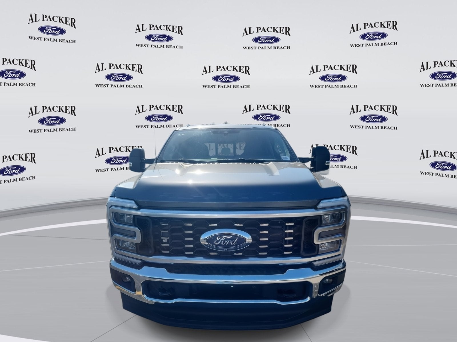 2026 Ford Super Duty F-350 DRW XLT