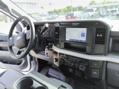 2026 Ford Super Duty F-350 DRW XL