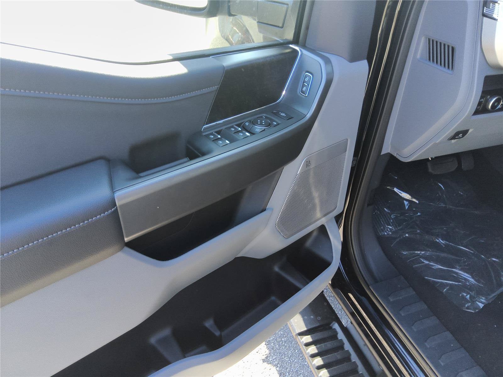2026 Ford Super Duty F-350 DRW XLT
