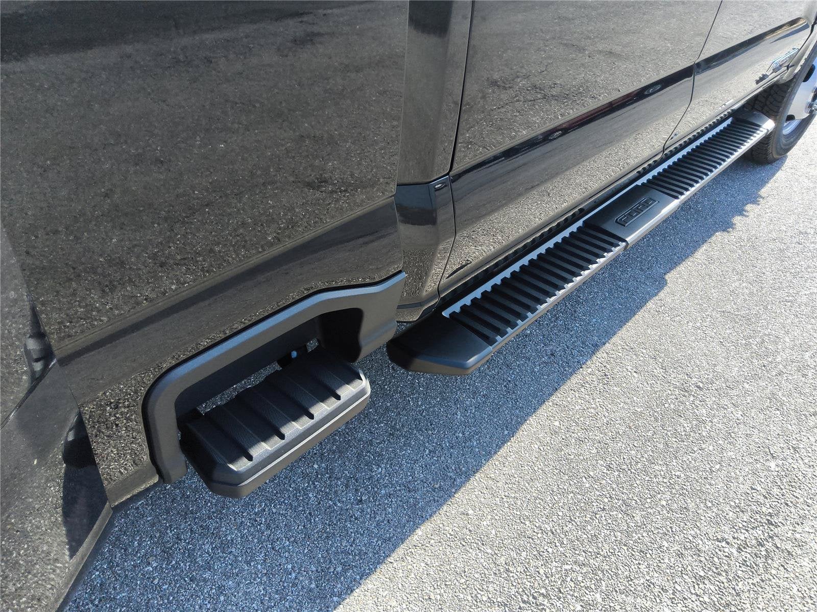 2026 Ford Super Duty F-350 DRW XLT