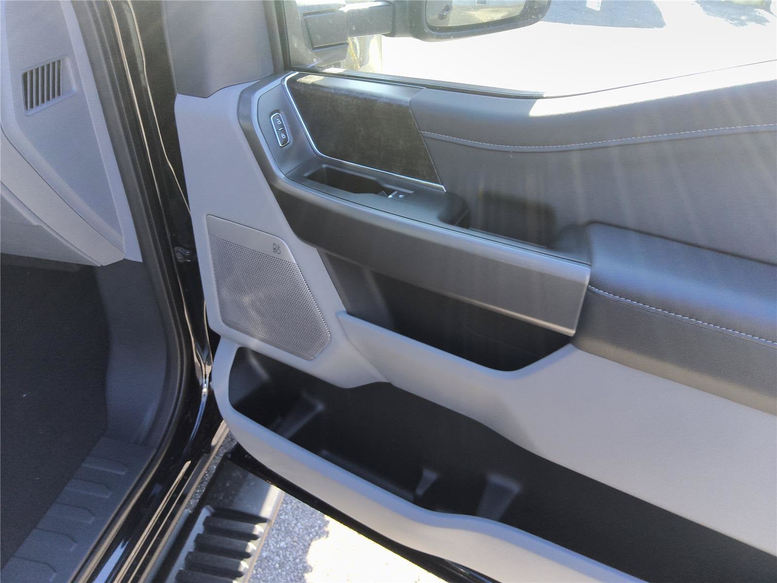 2026 Ford Super Duty F-350 DRW XLT