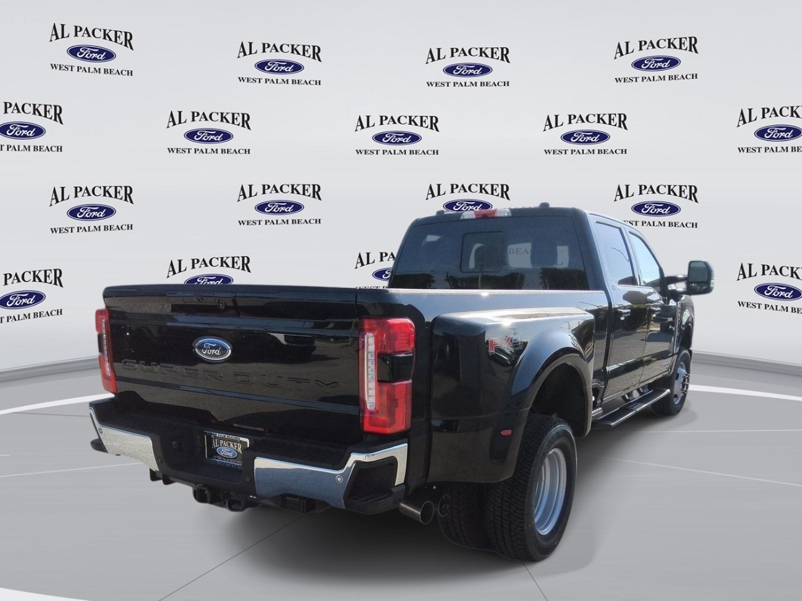 2026 Ford Super Duty F-350 DRW XLT