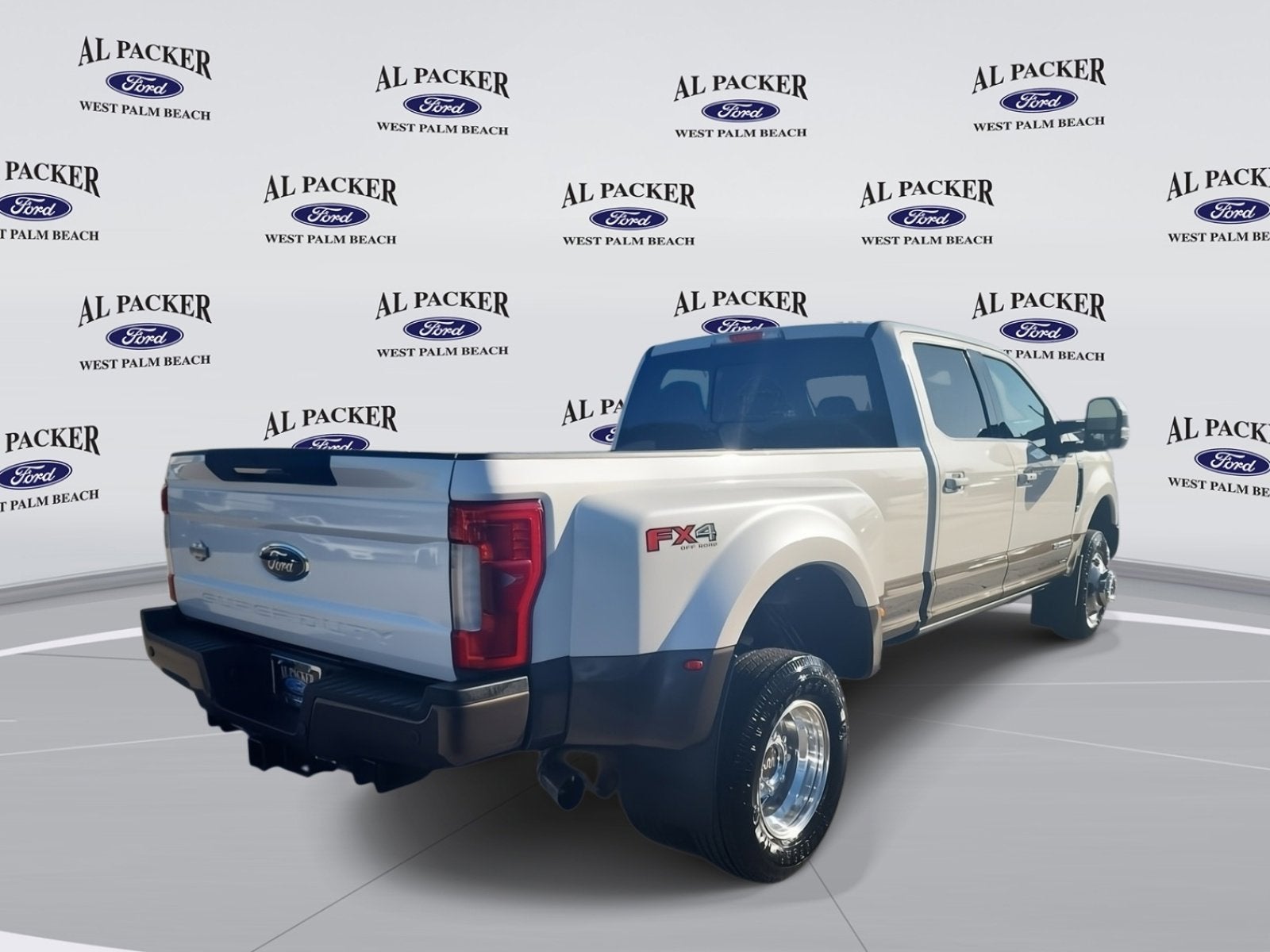 2017 Ford Super Duty F-350 DRW King Ranch