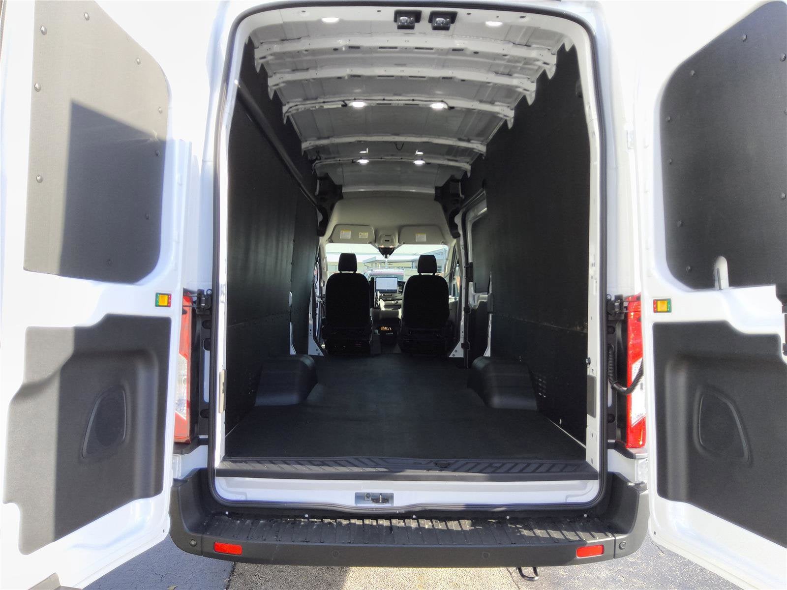 2026 Ford Transit Cargo Van Base