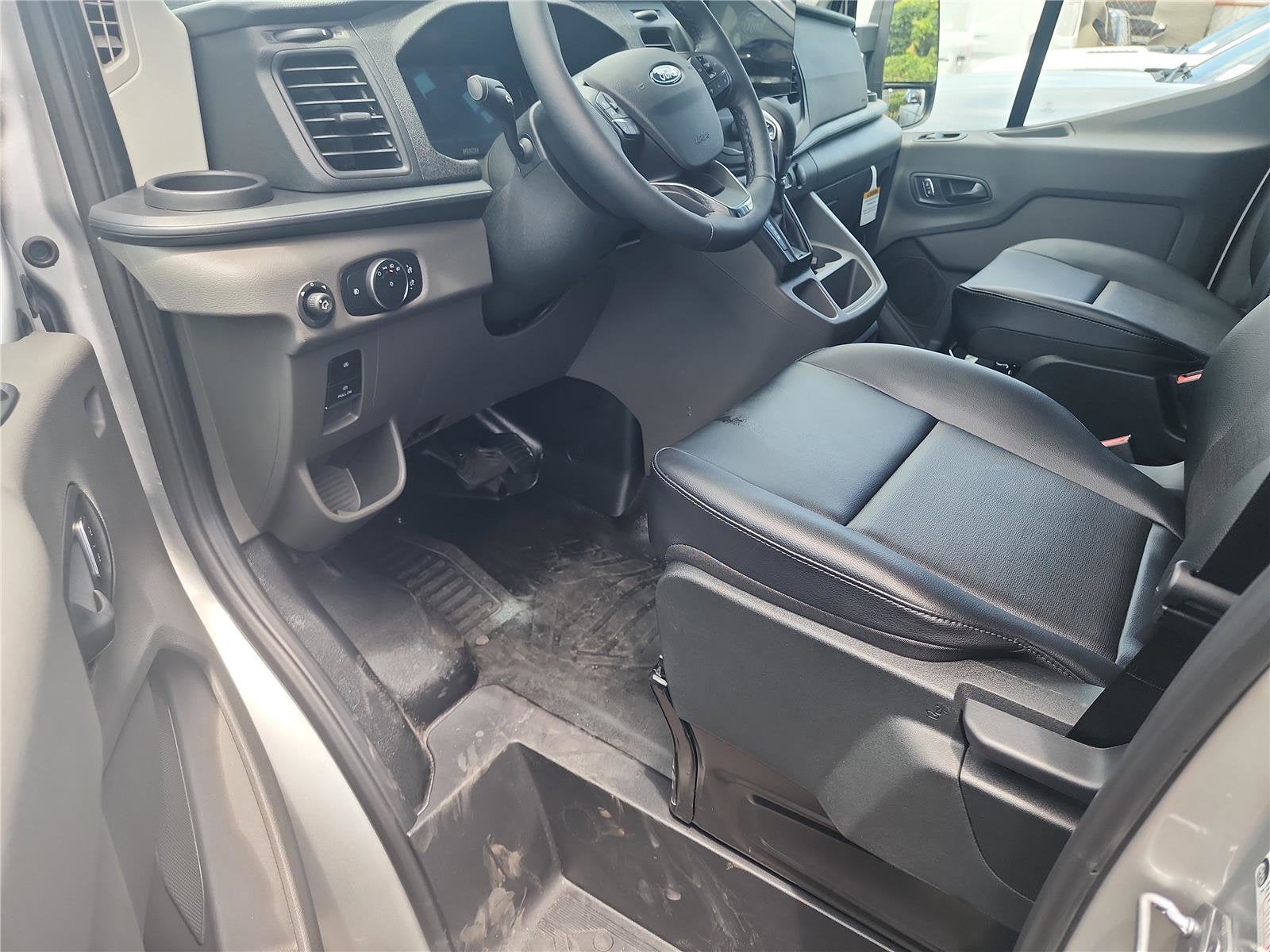 2026 Ford Transit Cargo Van Base