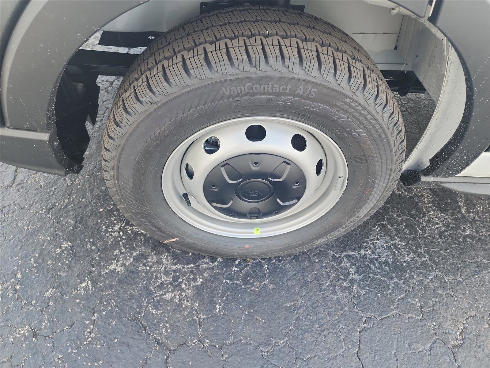 2026 Ford Transit Cargo Van Base