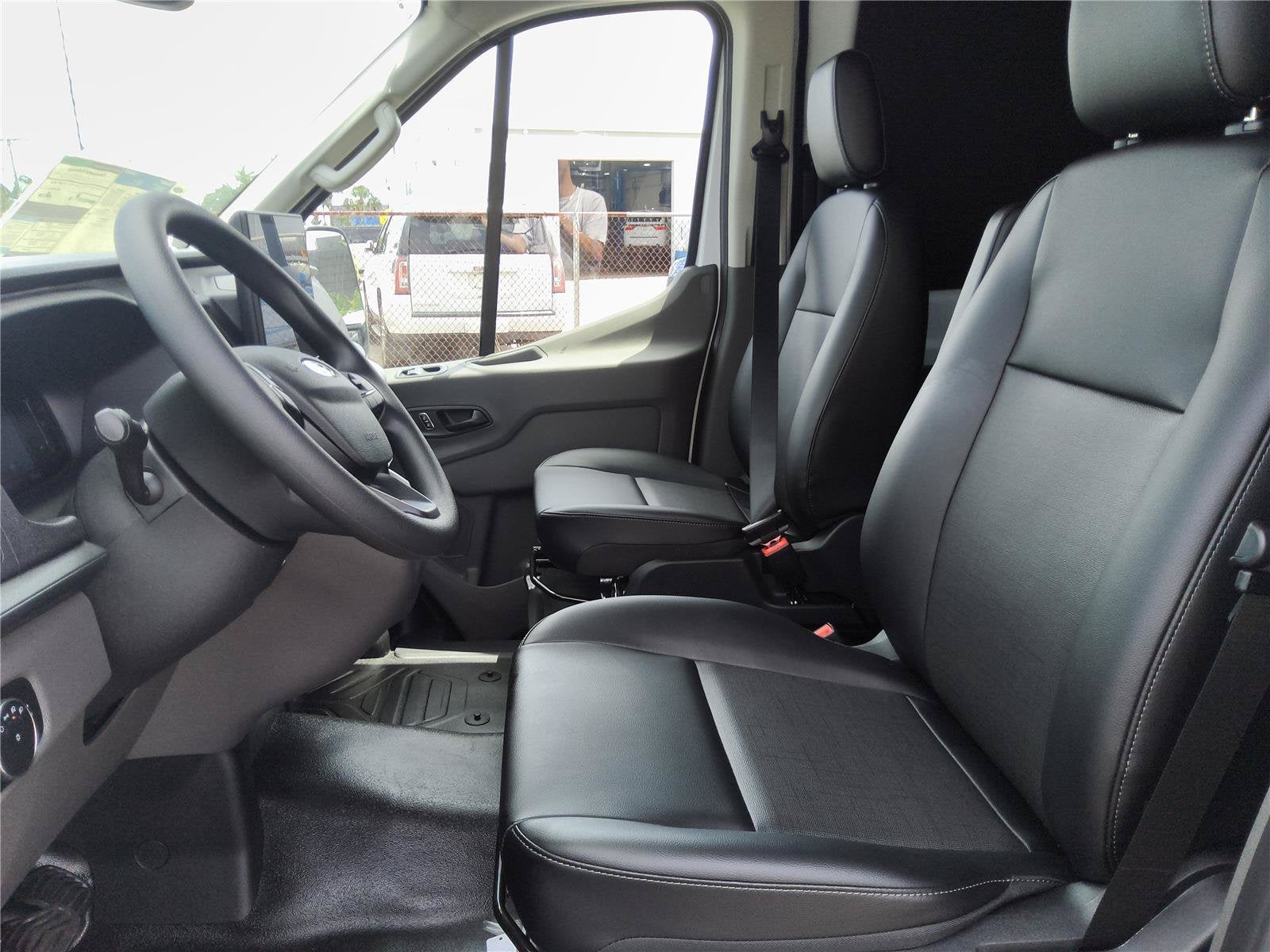 2026 Ford Transit Cargo Van Base
