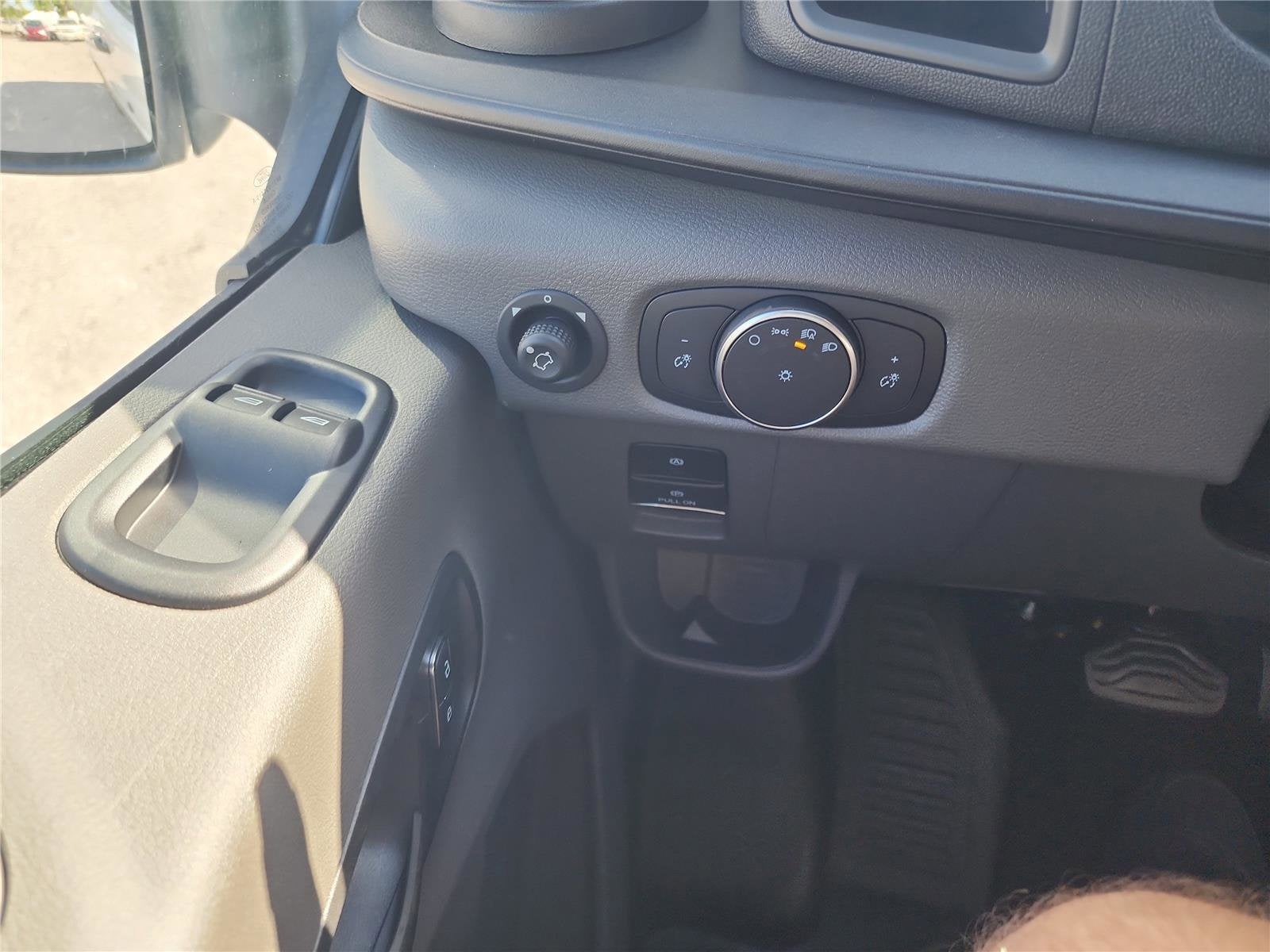 2026 Ford Transit Cargo Van T-250 148" Med Rf 9150 GVWR RWD