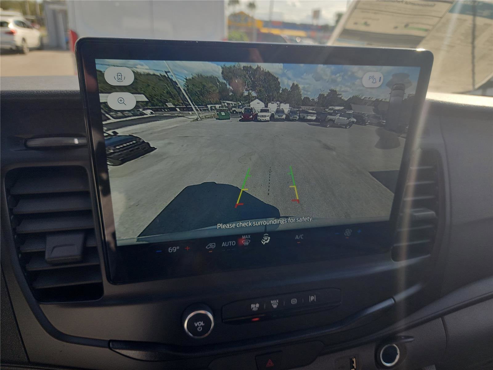 2026 Ford Transit Cargo Van T-250 148" Med Rf 9150 GVWR RWD