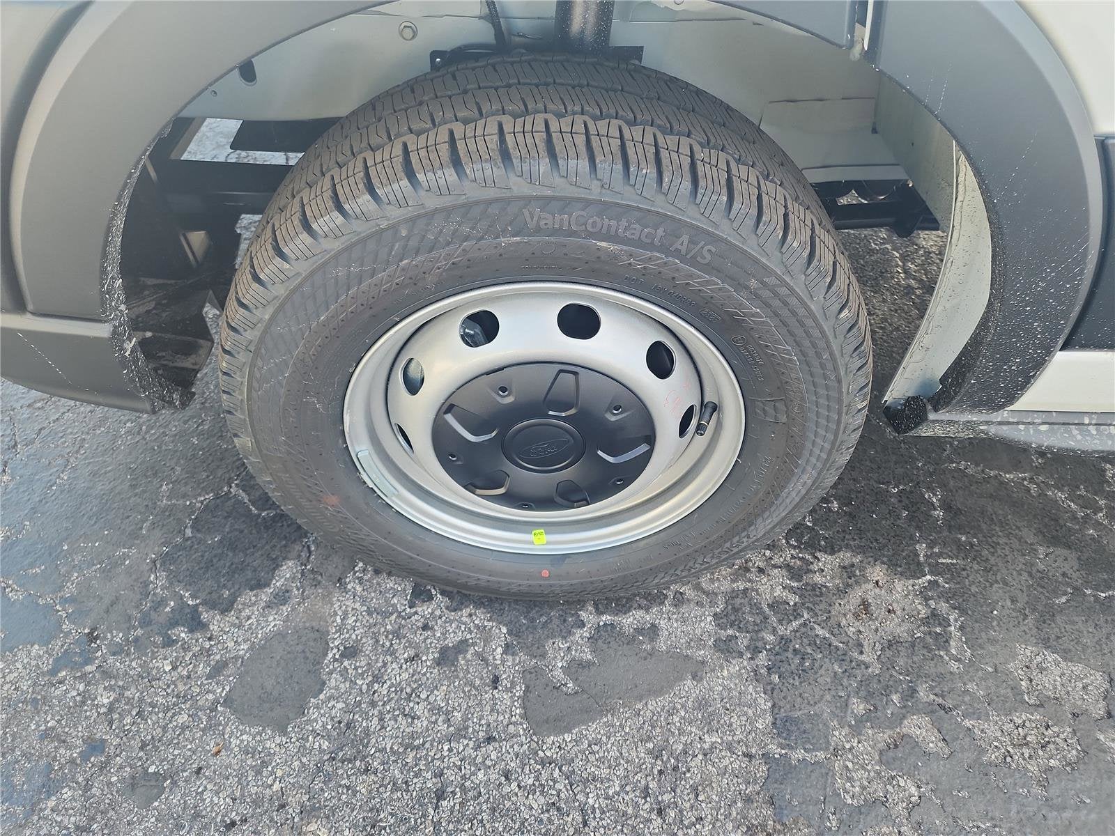 2026 Ford Transit Cargo Van Base