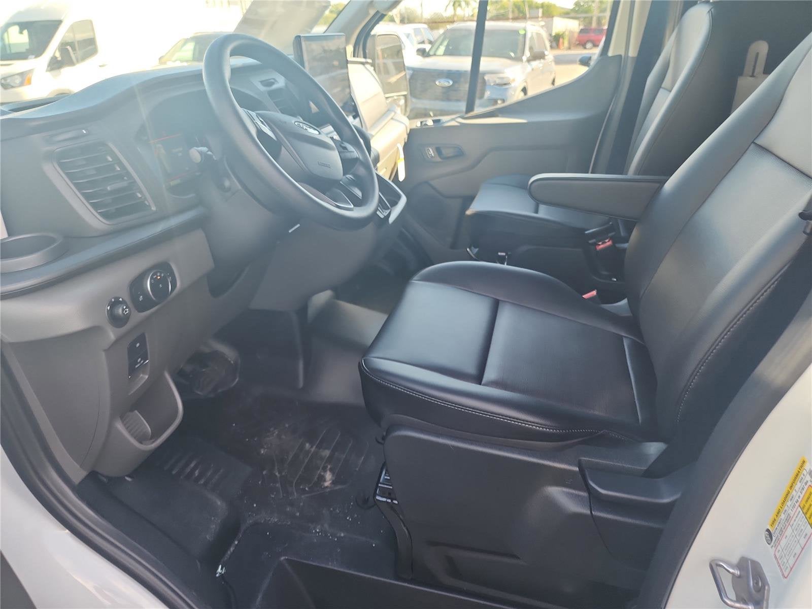 2026 Ford Transit Cargo Van Base