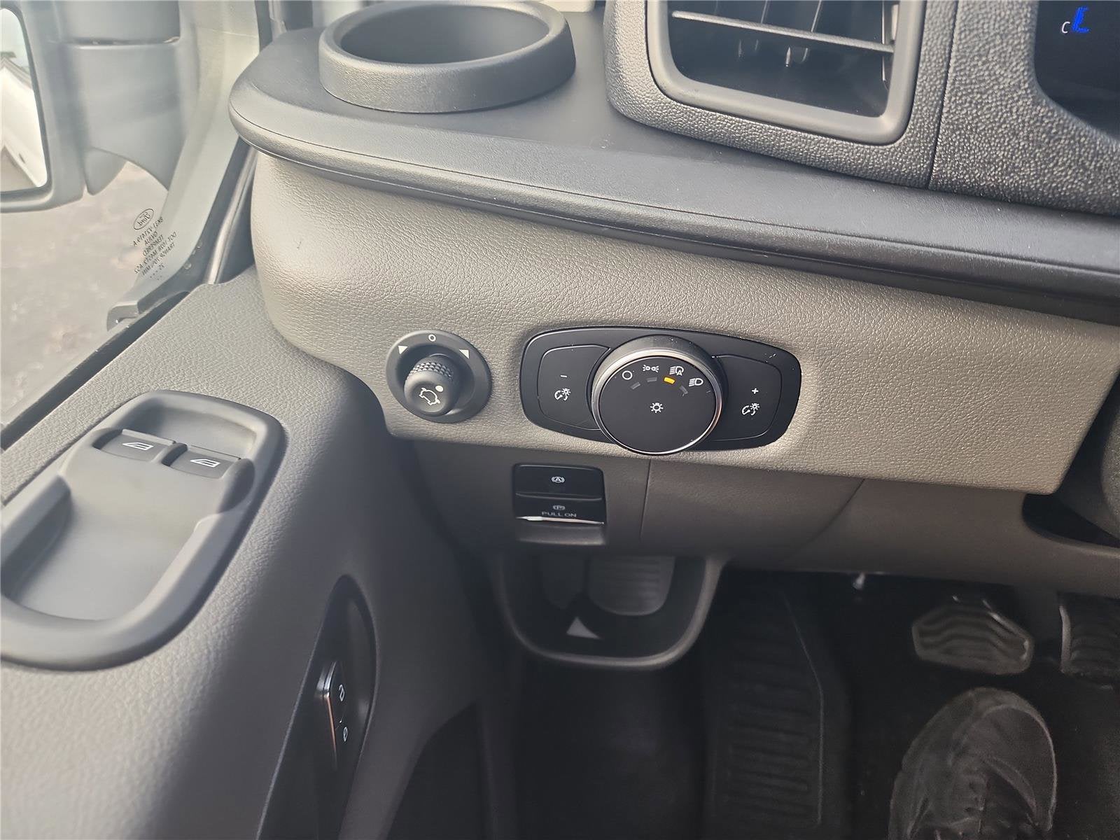 2026 Ford Transit Cargo Van T-250 148" Med Rf 9150 GVWR RWD