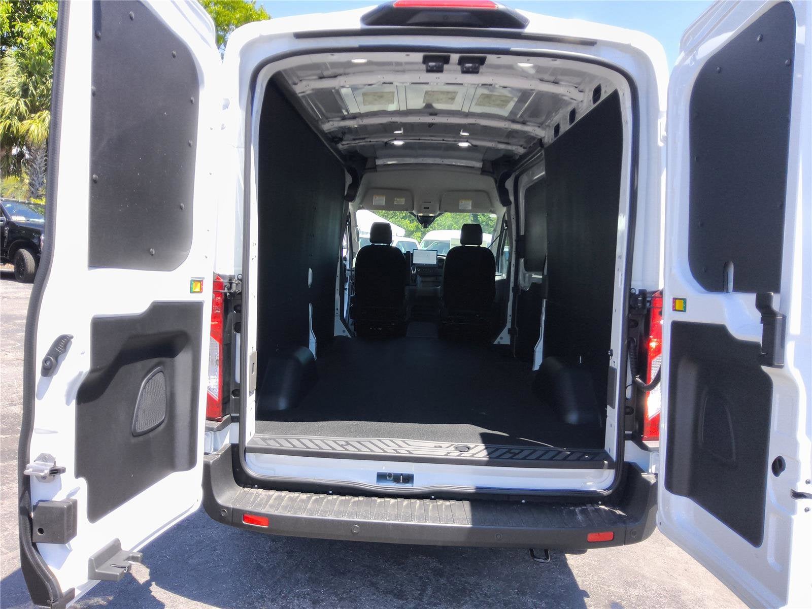 2026 Ford Transit Cargo Van Base