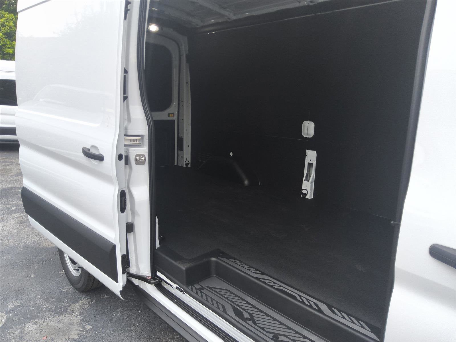2026 Ford Transit Cargo Van Base