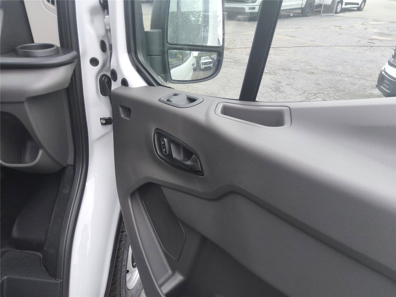 2026 Ford Transit Cargo Van Base