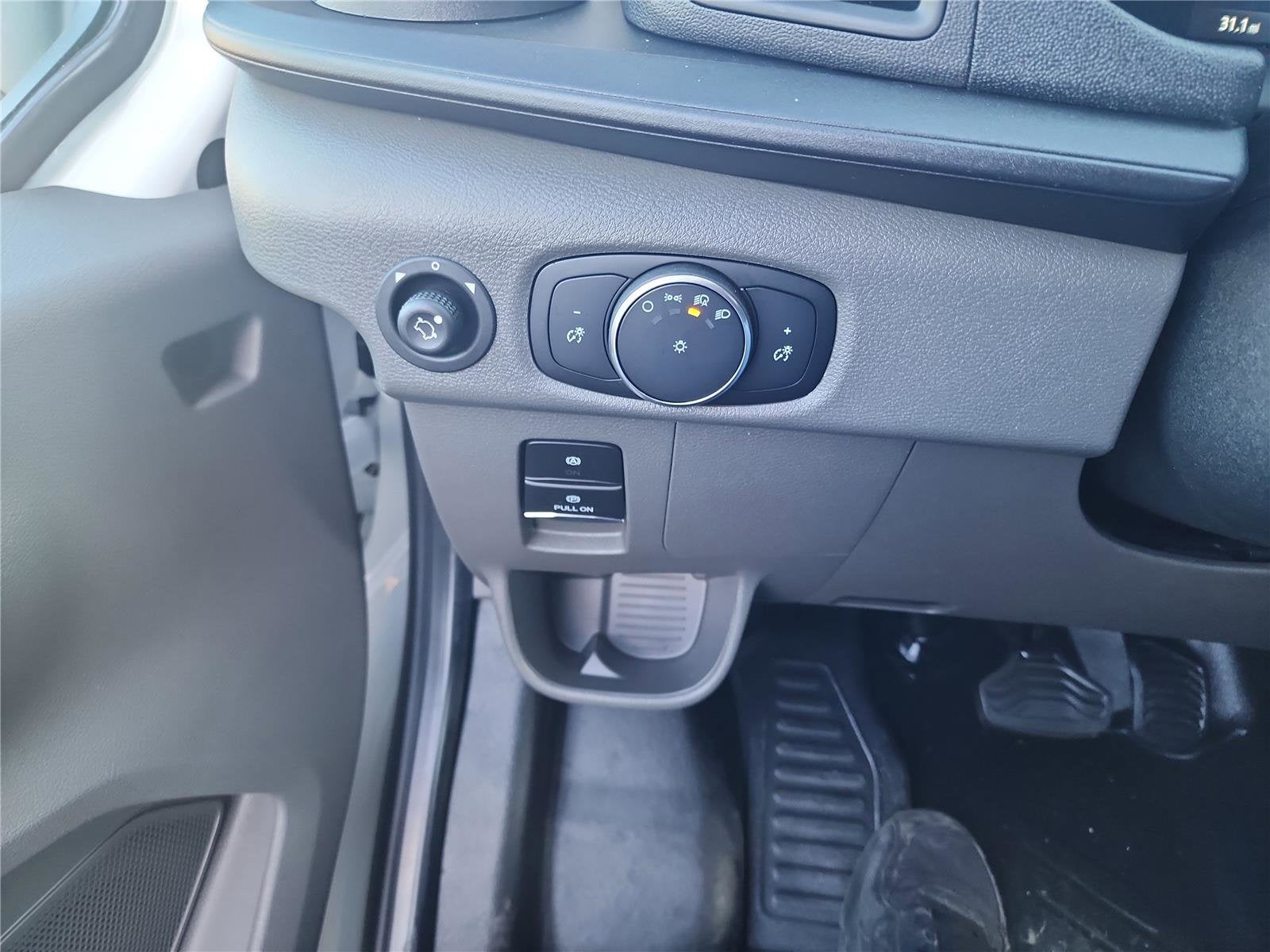 2026 Ford Transit Cargo Van T-250 148" Med Rf 9150 GVWR RWD